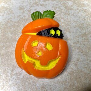 Vintage Hallmark Halloween Pumpkin Black Cat Brooch Pin
